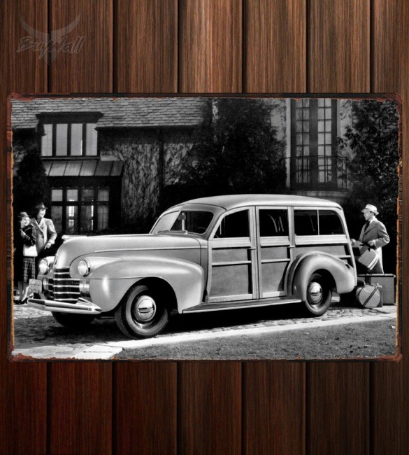 Металлическая табличка Oldsmobile Deluxe Station Wagon Металлическая табличка Oldsmobile Deluxe Station Wagon